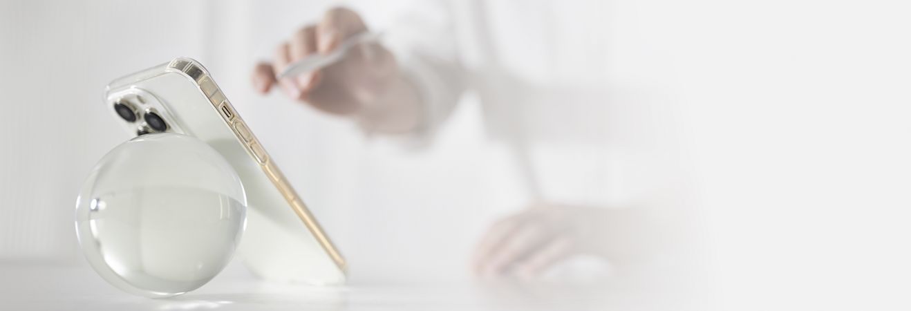 A Conceptual Photo for E-Commerce and Finance