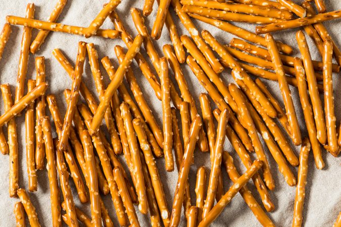 Organic Salty Pretzel Sticks