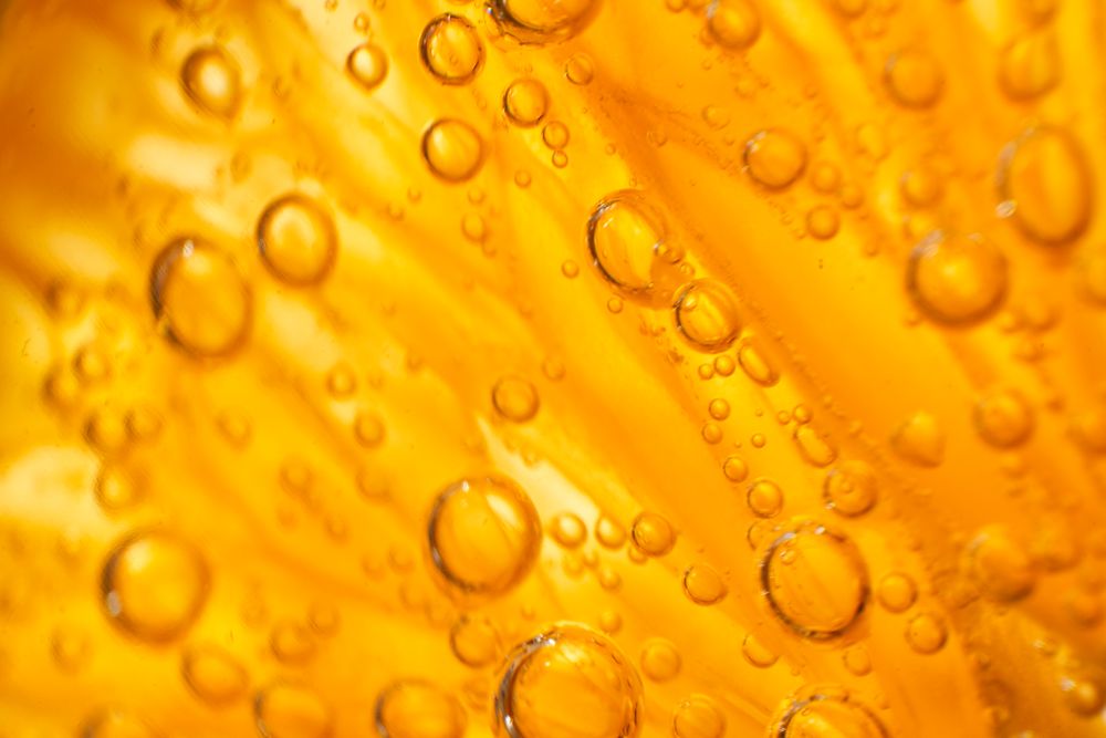 Orange in gin and tonic
