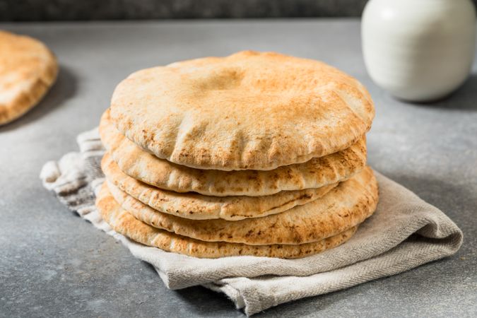 Homemade Greek Pita Bread Pockets