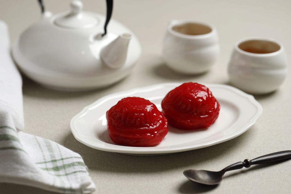 Angku Kue Thok Red Tortoise Cake with Mungbean Paste FIlling