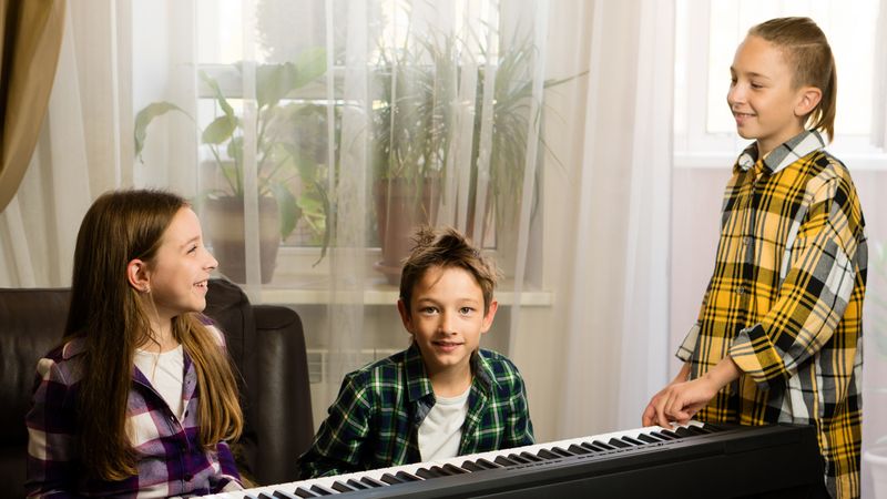 Kids' Delightful Piano Time