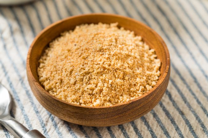 Organic Homemade Whole Wheat Bread Crumbs