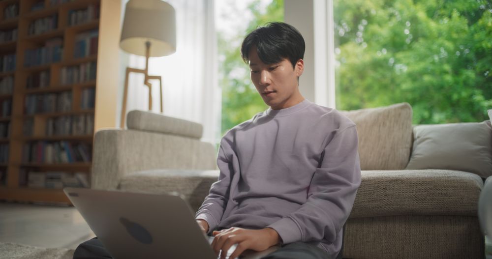 South Korean Professional Working in Remote Employment