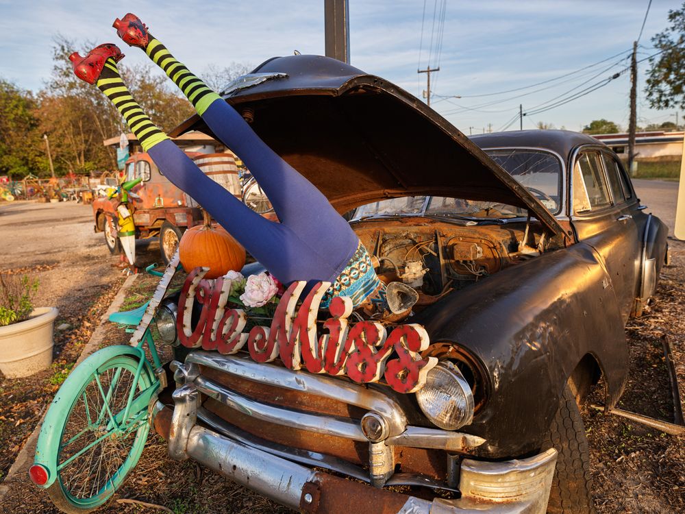 Vintage car stuffed with knick knacks, Pontotoc, Mississippi
