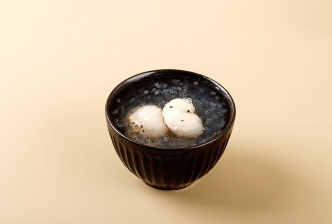 Bowl of sarang burung, canned lychee pudding with basil seed