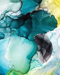 Modern fluid art with Alcohol Ink